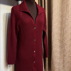 Vintage Old Navy burgundy long sleeve button-up midi cardigan. Size XL.